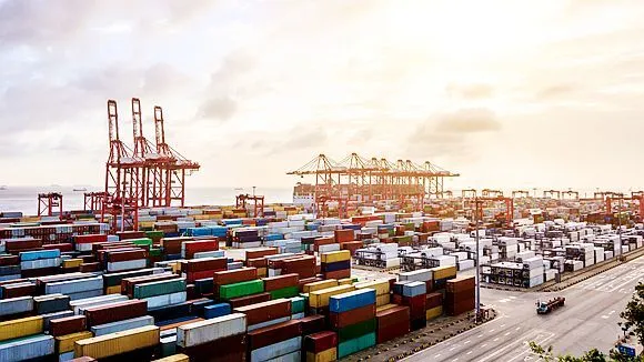 国务院关税税则委员会：对原产于美国的所有进口商品加征34%关税